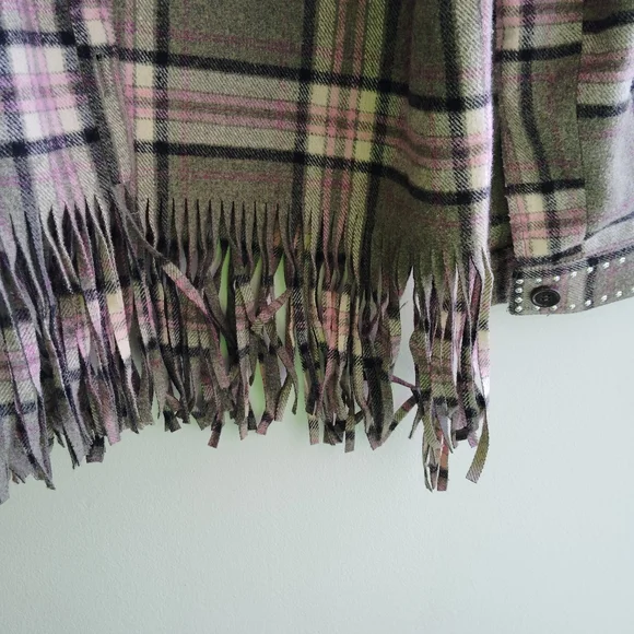 Zara Coat - Picture 2 of 6